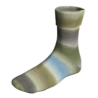 Socken aus Sockenwolle Super Soxx Colorful Cities in gedeckten Grüntönen