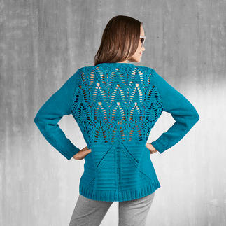 Damen Pullover aus Merino-Cotton in Türkis mit offener Rückenpartie, von hinten betrachtet.