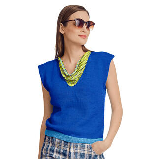 Blaues Top aus Cotton-Superfine II, sportlich und modern gestaltet.