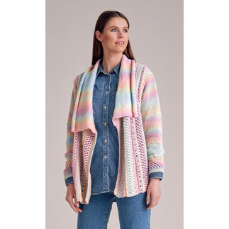 Bunte Jacke aus Batique mit offenen Kanten und lässigem Schnitt.