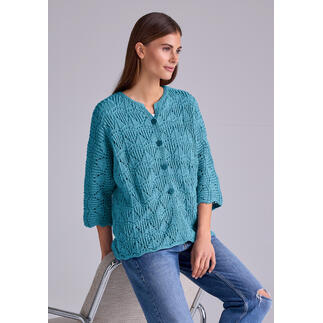 Häkeljacke aus Cotonia-Mezzo in Türkis mit Knöpfen.