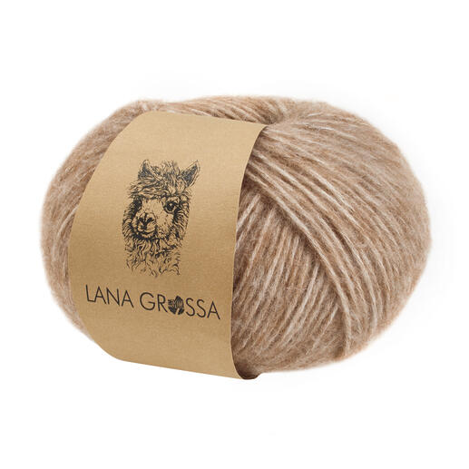 Beiges Wollknäuel in Camelton der Marke Natural Alpaca Pelo von Lana Grossa.