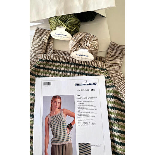 Anleitung für WoolBag Top aus Cotone-Emozione mit Garn in grünen und beigen Tönen.