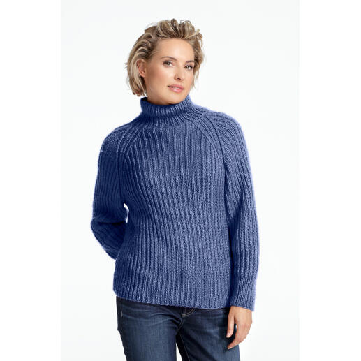 Blauer Pullover aus Wool-Cotton, schlicht und modern