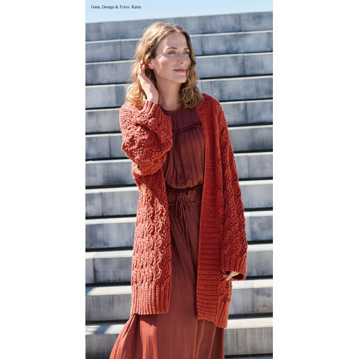 Rote Jacke aus Calma mit offenem Strickmuster