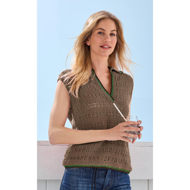 Polo-Pullunder aus Recycle & PET in Erdtönen mit kurzen Ärmeln.