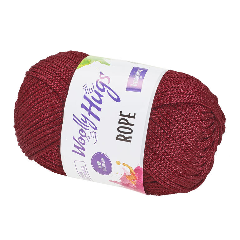 Rote Rope Wolle von Woolly Hugs in einem quadratischen Knäuel.