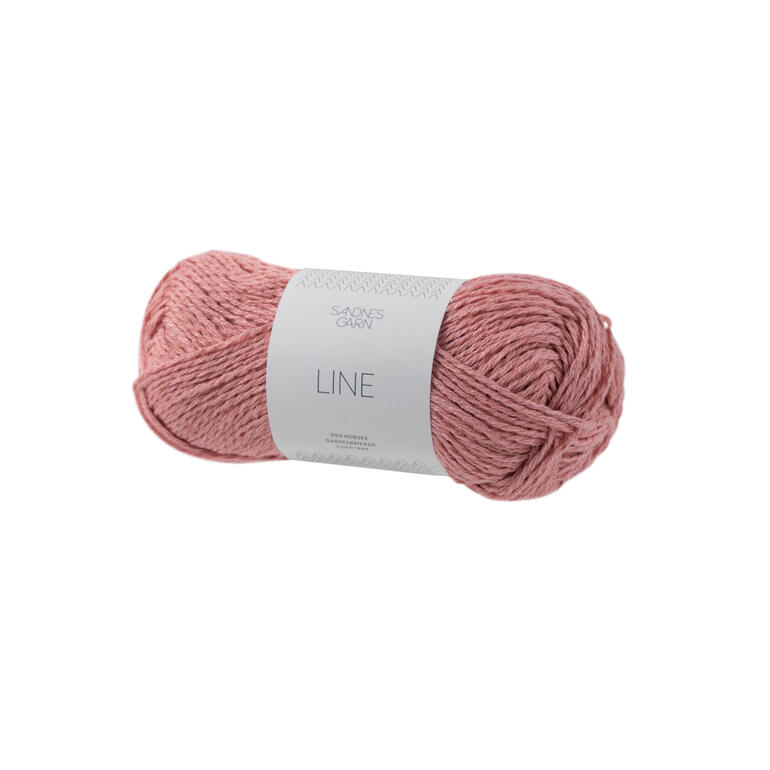 Line von Sandnes Garn, rosa Garn in einer runden Wollkugel