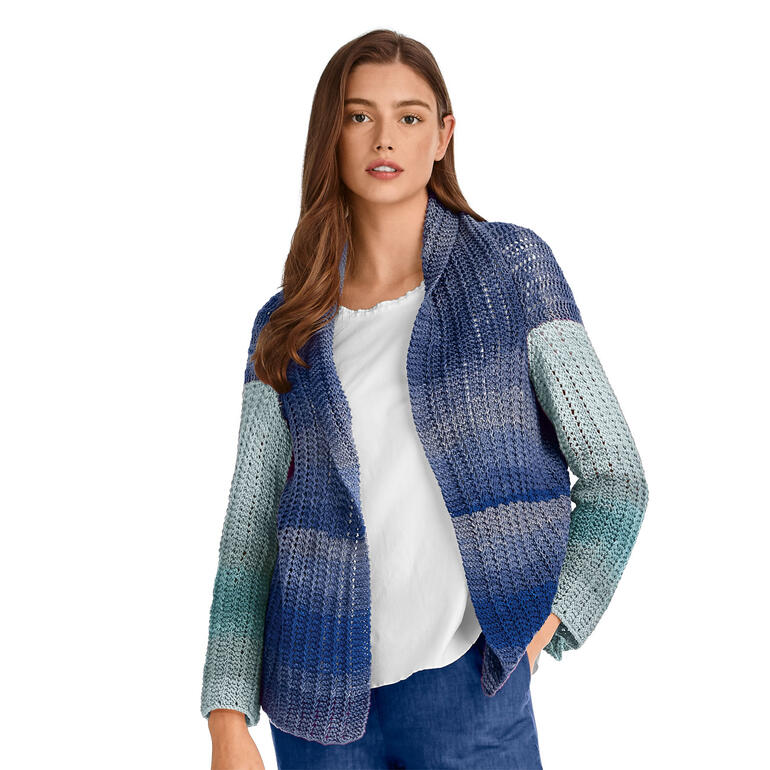 Jacke aus Pinta mit verschiedenen Blautönen.