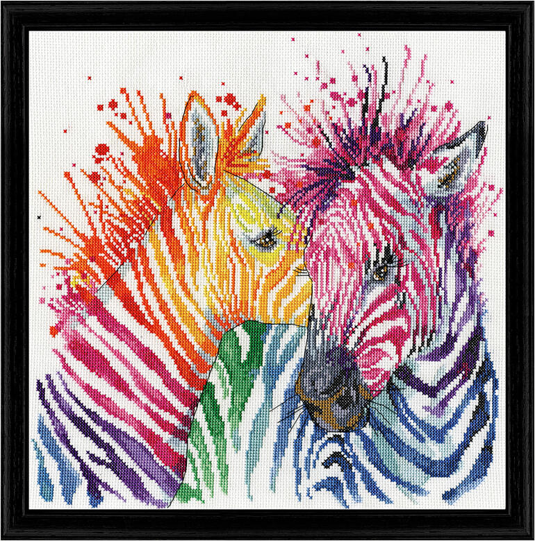 Bunt gestreifte Zebras mit leuchtenden Farben.